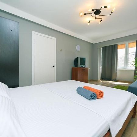 Apartment Near Dream Town Kijev Kültér fotó